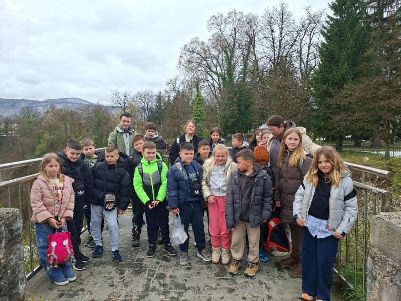 IZVANUČIONIČKA  NASTAVA  U  OGULINU